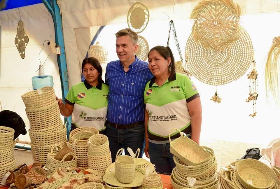 QUITILIPI: EL GOBERNADOR ZDERO ACOMPAÑÓ HOY LA 47º FERIA DE ARTESANÍA ABORIGEN CHAQUEÑA “RENÉ JAMES SOTELO”