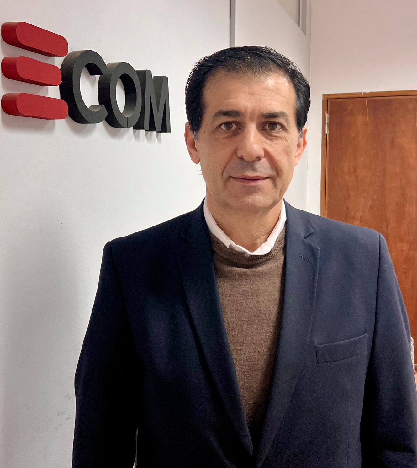 ASUMIÓ EL DR. ADRIÁN VELEFF COMO PRESIDENTE DE ECOM CHACO.