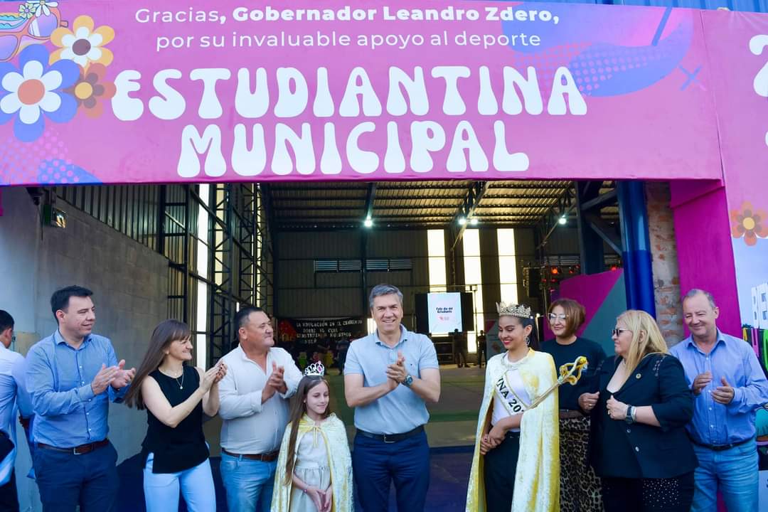 CHOROTIS: EL GOBERNADOR ZDERO INAUGURÓ EL POLIDEPORTIVO Y DIO APERTURA A LA ESTUDIANTINA 2024.