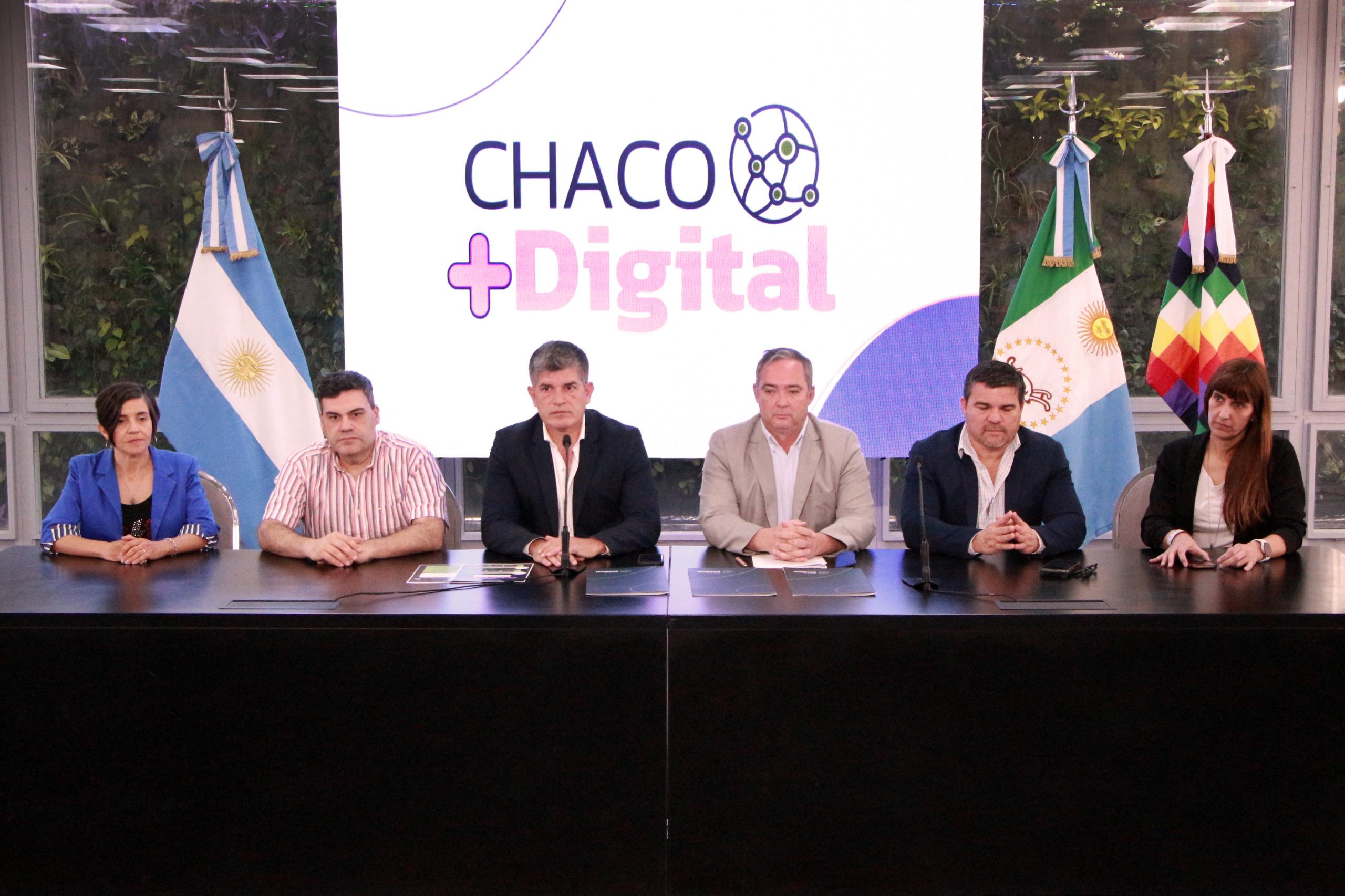 EL GOBIERNO PROVINCIAL FIRMÓ UN CONVENIO PARA REDUCIR LA BRECHA DIGITAL Y MEJORAR EL ACCESO A LA SALUD.  