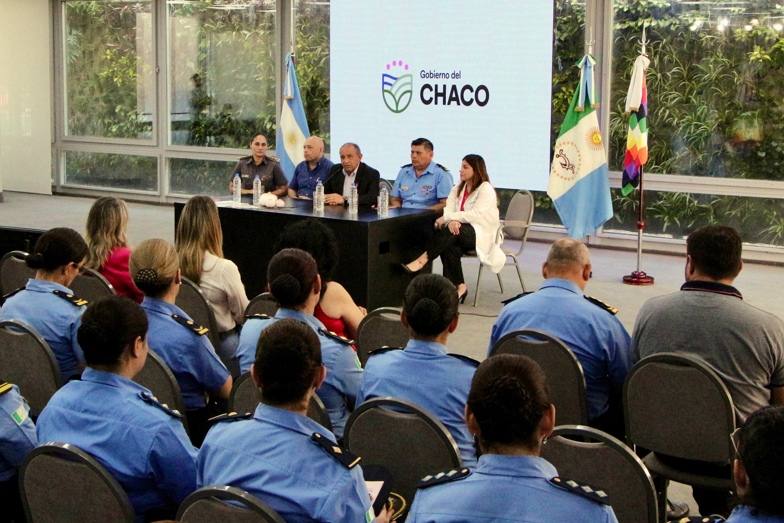 PREVENCIÓN DEL CÁNCER DE MAMA: CAPACITACIÓN DESTINADA A AGENTES DE LA ESCUELA DE POLICÍA Y DEL SPP.