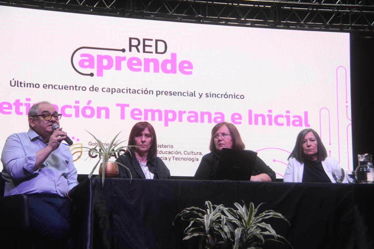 RED APRENDE: FINALIZÓ LA CAPACITACIÓN DOCENTE QUE BRINDÓ ESTRATEGIAS PARA MEJORAR LA ALFABETIZACIÓN INICIAL EN EL AULA.