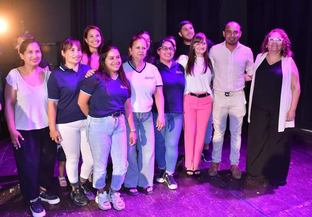 LA VICEGOBERNADORA SCHNEIDER ACOMPAÑÓ EL CONVERSATORIO POR EL DÍA INTERNACIONAL DE LA ELIMINACIÓN DE LA VIOLENCIA CONTRA LA MUJER