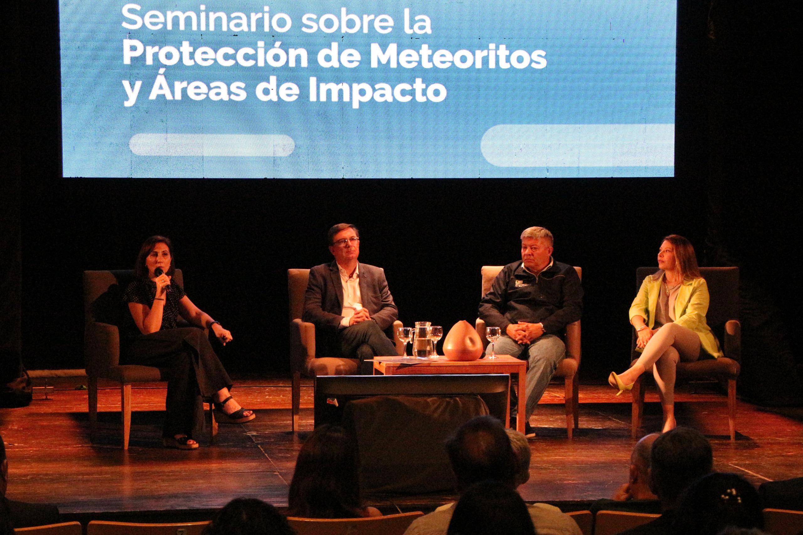 RESISTENCIA FUE SEDE DEL SEMINARIO “PROTECCIÓN DE LOS METEORITOS Y LA PRESERVACIÓN DE LAS ZONAS DE IMPACTO