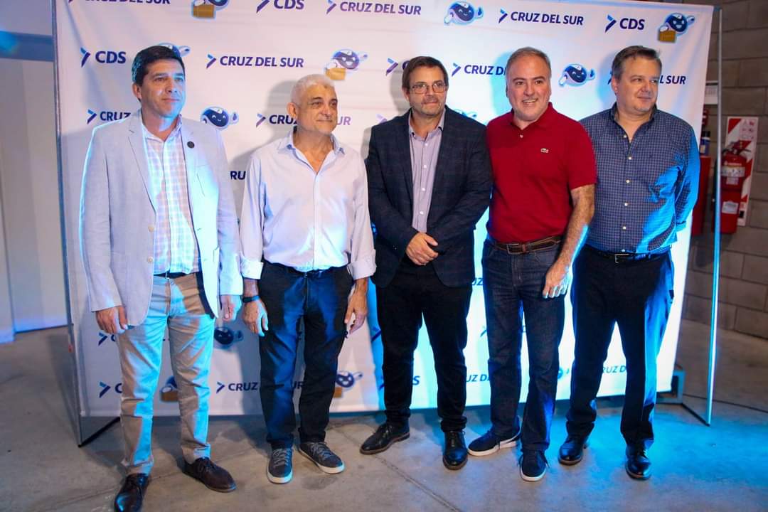 APOYO AL SECTOR PRIVADO: EL GOBIERNO PROVINCIAL ACOMPAÑÓ LA INAUGURACIÓN DE LA PRIMERA SUCURSAL DE LA EMPRESA CRUZ DEL SUR EN RESISTENCIA.